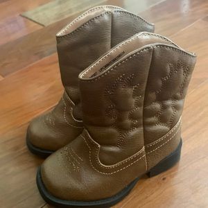 Boots cowboy or cowgirl western size 5